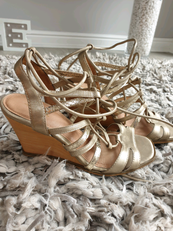 gold wedges size 5